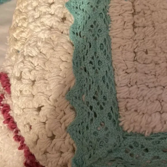 NWT Pioneer Woman  Butterfly Garden Bath Rug 20” x 32” - Picture 11 of 13